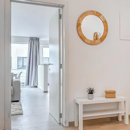 Awesome In With Kitchen Apartment *