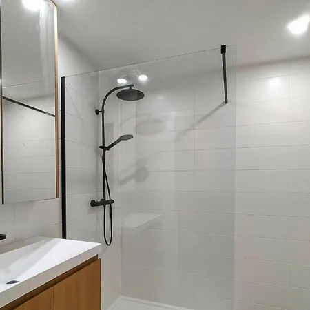Awesome In With Kitchen Apartment *